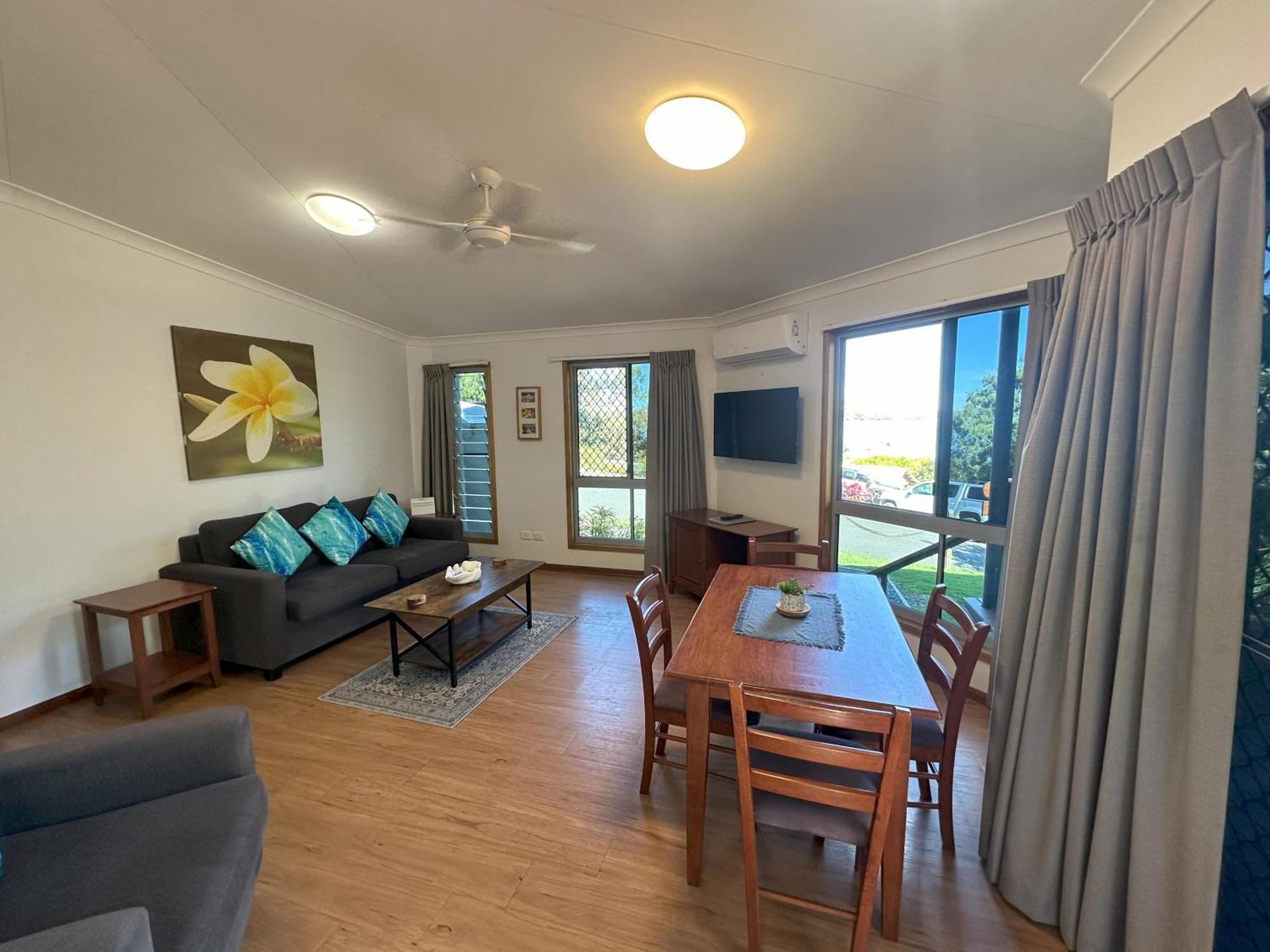 Sunset Cabins 1770 Seventeen Seventy Εξωτερικό φωτογραφία